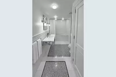 18 W 74th Street #1, New York City, NY 10023 - Photo 10