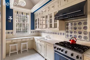 25 Grace Ct, New York City, NY 11201 - Photo 14
