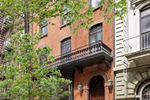 25 Grace Ct, New York City, NY 11201 - Photo 1