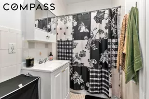 18-42 Norman St, New York City, NY 11385 - Photo 12