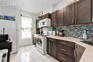 18-42 Norman St, New York City, NY 11385 - Photo 4