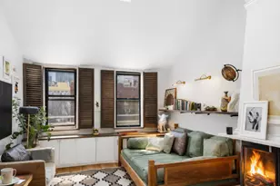 425 E 78th St, New York City, NY 10075 - Photo 2