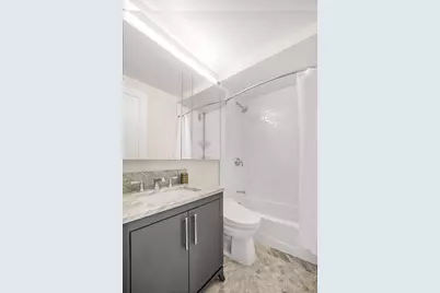 200 E 94th Street #715, New York, NY 10128 - Photo 10