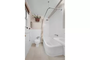 434 E 52nd St, New York City, NY 10022 - Photo 10