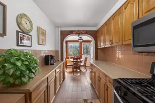39-47 43rd St, New York City, NY 11104 - Photo 6