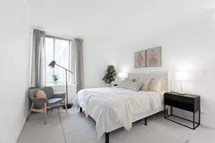 220 E 65th St, New York City, NY 10065 - Photo 4