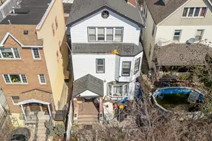 11-29 30th Rd, New York City, NY 11102 - Photo 4