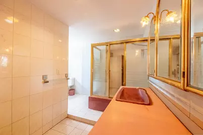 11-29 30th Road, New York City, NY 11102 - Photo 16