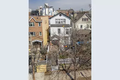 11-29 30th Road, New York City, NY 11102 - Photo 6