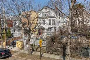 11-29 30th Rd, New York City, NY 11102 - Photo 4