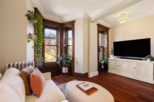 822 President St, New York City, NY 11215 - Photo 2