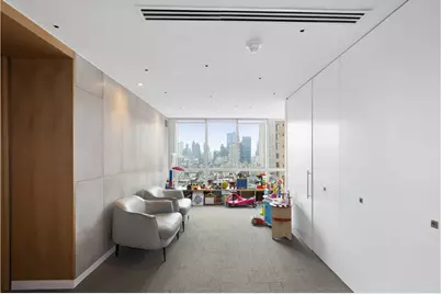 350 W 42nd Street #32A, New York, NY 10036 - Photo 18