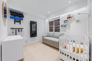 321 W 78th St, New York City, NY 10024 - Photo 12