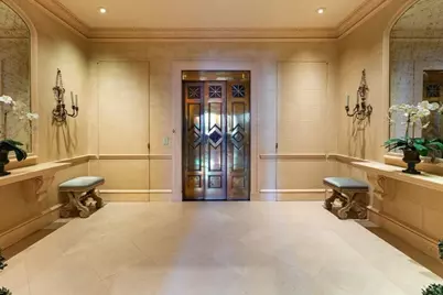 32 E 64th Street #8W, New York City, NY 10065 - Photo 2