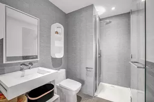 302 E 96th St, New York, NY 10128 - Photo 10