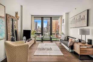 302 E 96th St, New York, NY 10128 - Photo 2