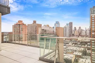 302 E 96th St, New York, NY 10128 - Photo 12