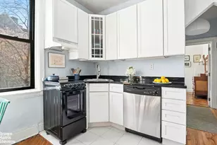 361 Sterling Pl, New York City, NY 11238 - Photo 2