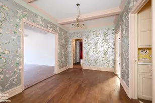 135 E 74th St, New York City, NY 10021 - Photo 6