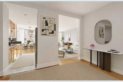 308 E 72nd Street #3B, New York, NY 10021 - Photo 2