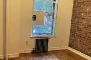 157 E 89th St, New York, NY 10128 - Photo 4