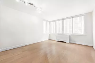 235 E 40th Street #6E, New York, NY 10016 - Photo 2