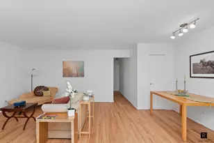 302 E 88th St, New York City, NY 10128 - Photo 2