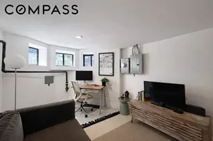 319 Hawthorne St, New York City, NY 11225 - Photo 20