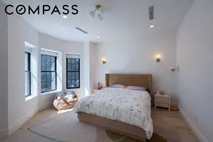 319 Hawthorne St, New York City, NY 11225 - Photo 14