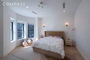 319 Hawthorne St, New York City, NY 11225 - Photo 14