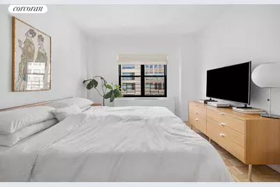 301 E 62nd Street #15H, New York City, NY 10065 - Photo 8