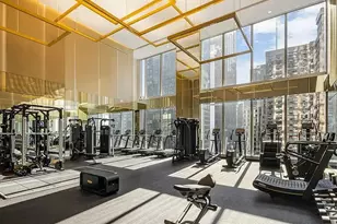 217 W 57th St, New York City, NY 10019 - Photo 16