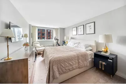 200 E 94th Street #2315, New York City, NY 10128 - Photo 6