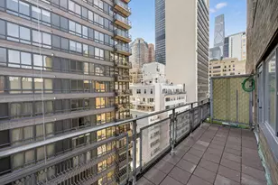 330 E 49th St, New York City, NY 10017 - Photo 22