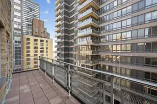 330 E 49th St, New York City, NY 10017 - Photo 24