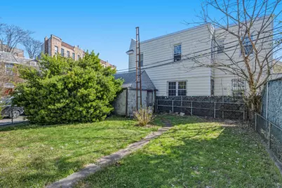 59-34 41st Avenue, New York City, NY 11377 - Photo 16