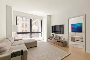 121 E 22nd St, New York City, NY 10010 - Photo 2