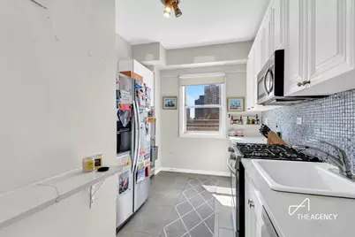 525 E 82nd Street #PHC, New York City, NY 10028 - Photo 8