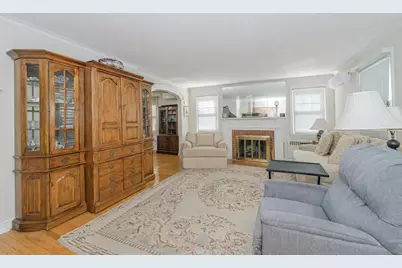 72 10th Street, New York City, NY 10306 - Photo 4