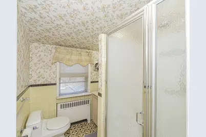 72 10th Street, New York City, NY 10306 - Photo 22