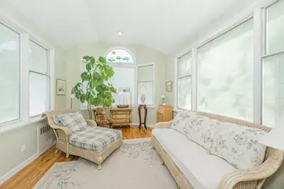 72 10th Street, New York City, NY 10306 - Photo 12
