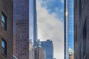 235 E 49th St, New York City, NY 10017 - Photo 8