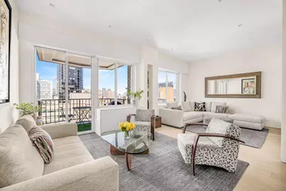 220 E 65th Street #PHB, New York, NY 10065 - Photo 2