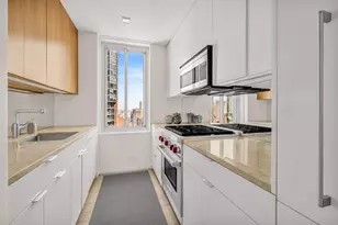 220 E 65th St, New York City, NY 10065 - Photo 4
