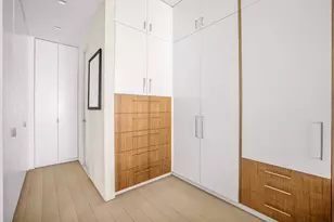 220 E 65th St, New York City, NY 10065 - Photo 6
