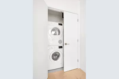 40-21 27th Street #3W, Long Island City, NY 11101 - Photo 14