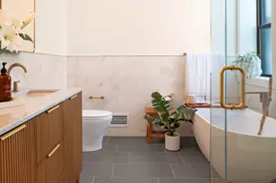 94 Hawthorne St, Brooklyn, NY 11225 - Photo 6