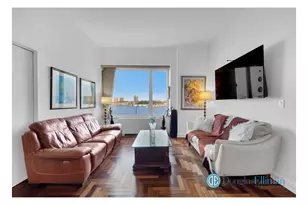 220 Riverside Blvd, New York, NY 10069 - Photo 2
