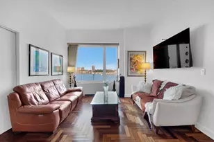 220 Riverside Blvd, New York, NY 10069 - Photo 2