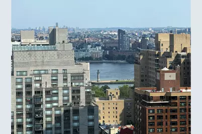 360 E 88th Street #24D, New York City, NY 10128 - Photo 18